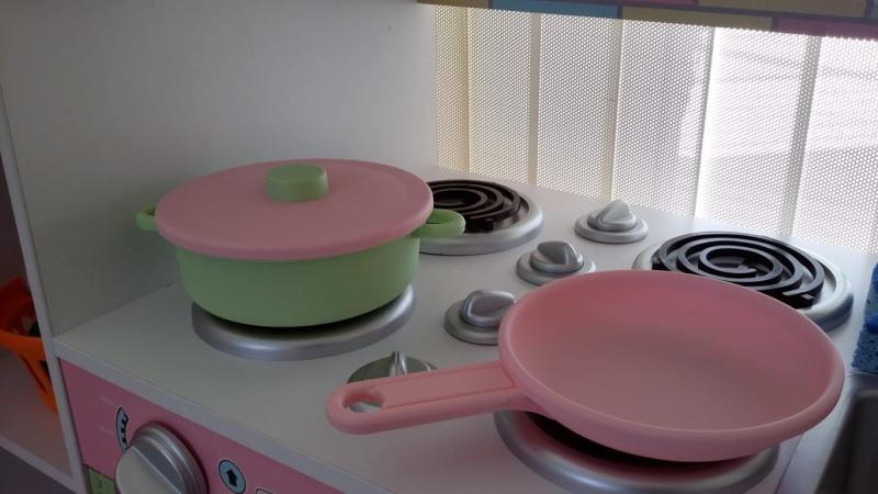kidkraft pastel cookware set