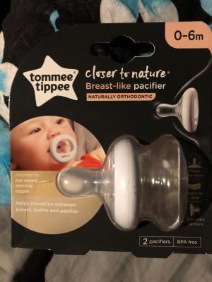 Tommee Tippee Closer to Nature Breast-Like Pacifier, 2 ct - Fry's Food  Stores