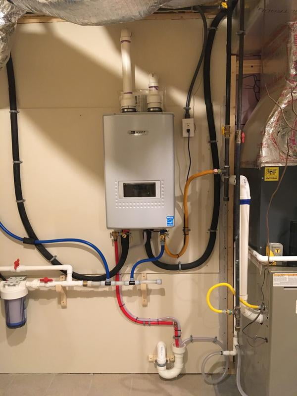 Noritz Nrcp1112-Dv-Ng 11.1 GPM 199000 BTU 120 Volt Residential Natural Gas  Tankless Water - Walmart.com