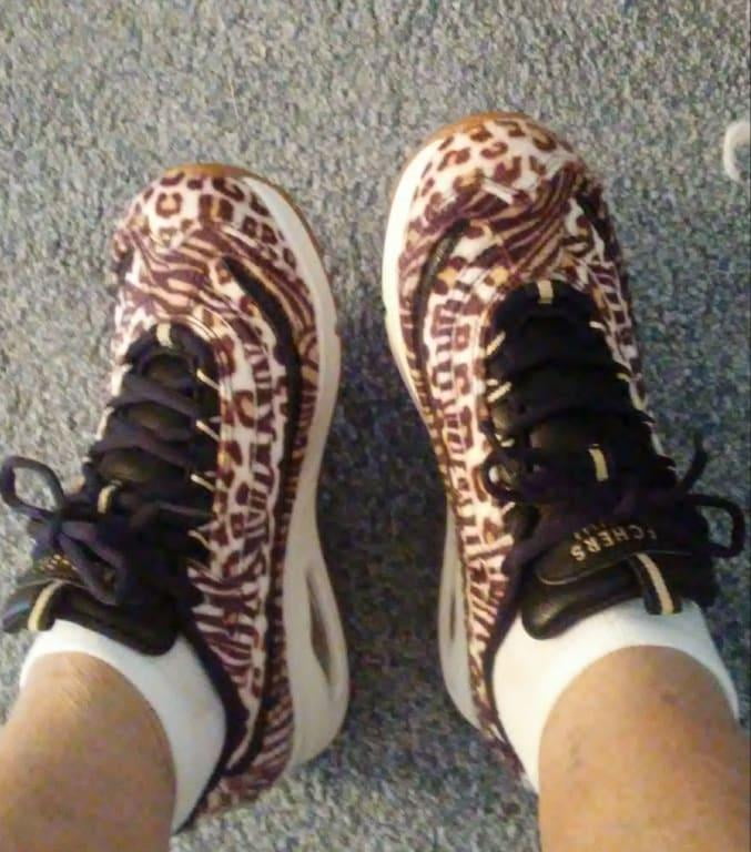 skechers uno exotic air