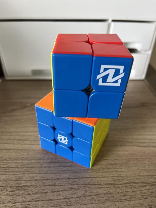 Goliath NEXcube 2x2 Speed Cube – Stickerless, Adjustable Tension & Super Smooth – Puzzle, Fidget Toy & Brainteaser