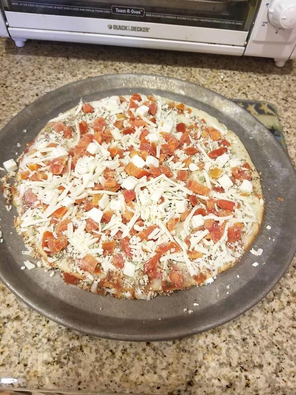 California Pizza Kitchen Margherita Recipe Crispy Thin Crust Frozen Pizza 15 5 Oz Walmart Com Walmart Com