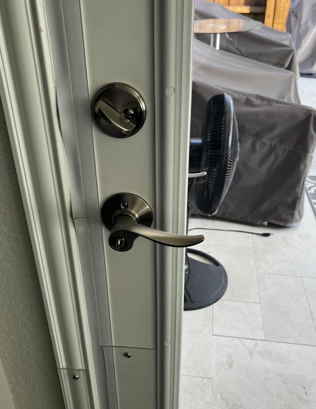 Schlage Siena- Wakefield Matte Black Interior Bed/Bath No Deadbolt Privacy Door Knob At