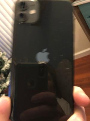 Open Box Apple iPhone 11 - Carrier Unlocked - 128 GB Black