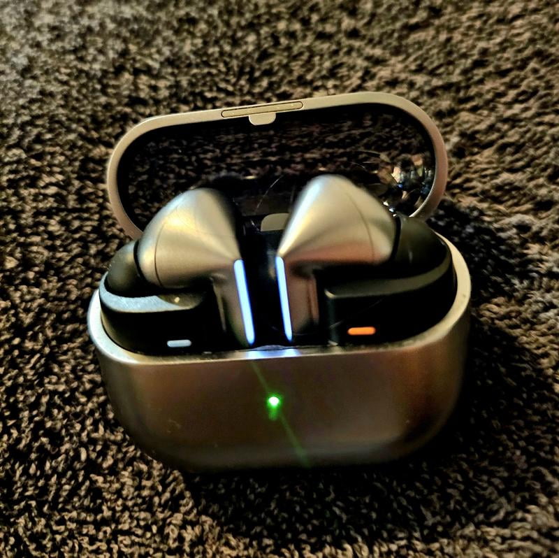 Samsung, Galaxy Buds 3 Pro Wireless Earbuds, SMR630NZAAXAR, Silver