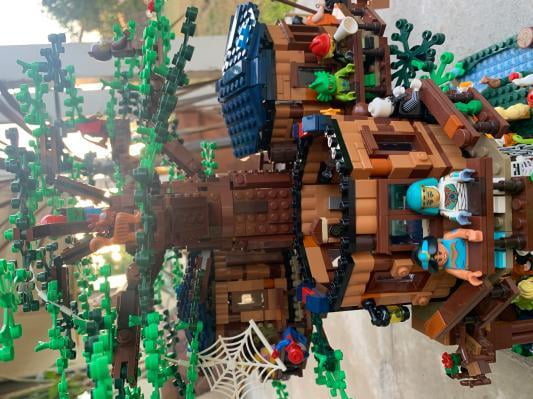 bånd passager Lavet til at huske LEGO Ideas Tree House 21318, Model Construction Set for 16 Plus Year Olds  with 3 Cabins, Interchangeable Leaves, Minifigures and a Bird Figure -  Walmart.com