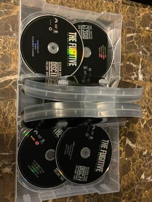 Unbranded, The Fugitive: The Complete Series, 32 discs, 102 hrs