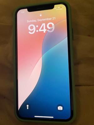 Restored Apple iPhone XS - Carrier Unlocked - 512GB Silver