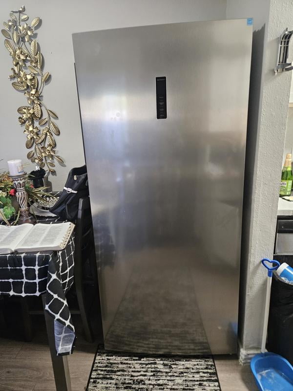 Customer reviews for Element 21.2 cu. ft. Upright Freezer, ENERGY
