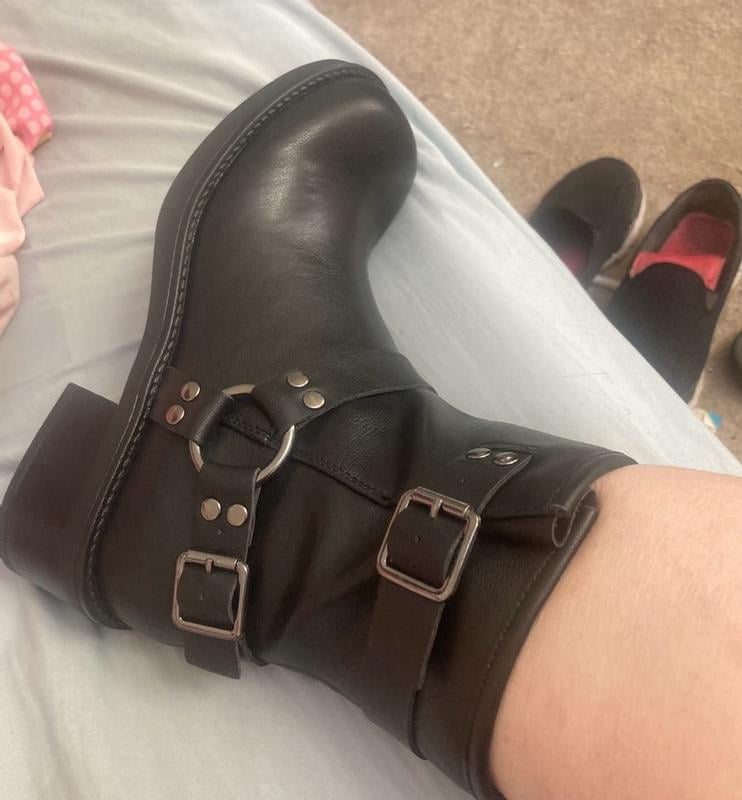 No Boundaries Women's Buckle Moto Boots - Walmart.com