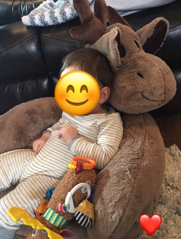 moose plush chair