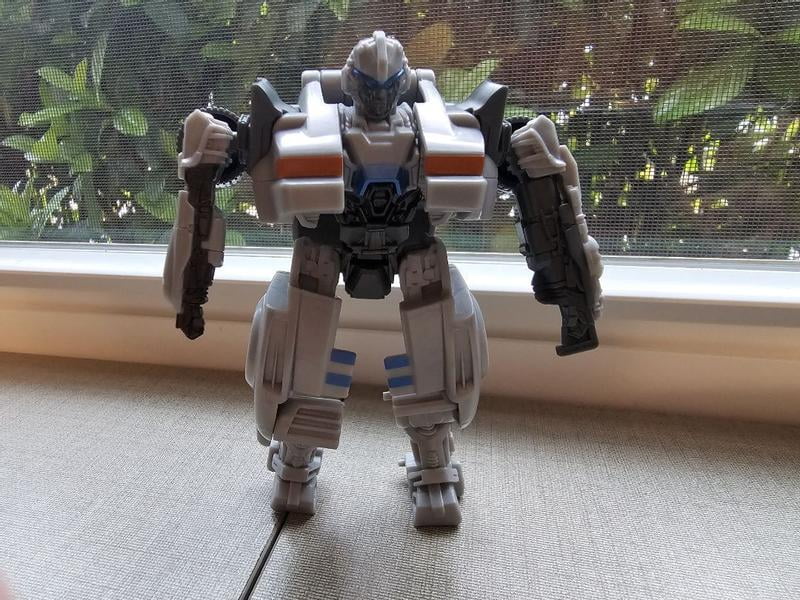 Hasbro Transformers Autobot Mirage Rise of the Beasts Deluxe Figure New In Hand