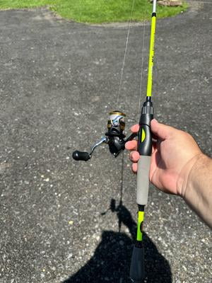 Lew's Laser HS 6' Medium Lite Graphite Spinning Fishing Rod with