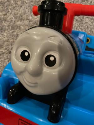 thomas the tank engine fast track ride on