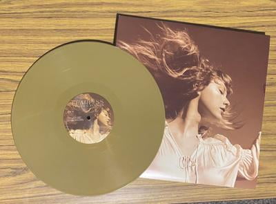 Taylor Swift - Fearless (Taylor's Version) Triple Gold Vinyl
