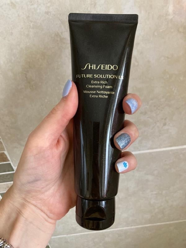 Shiseido Future Solution LX Extra Rich Cleansing Foam, Face Wash