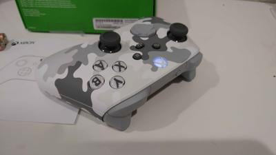 Customer reviews for Microsoft Xbox Wireless Controller - Arctic