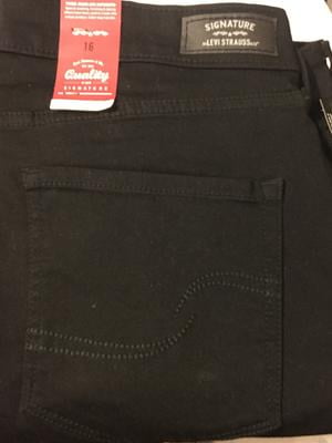 signature studio stretch jeans