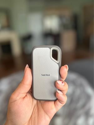 Free Shipping! SanDisk 1TB External Portable SSD Up to 1050MB/s
