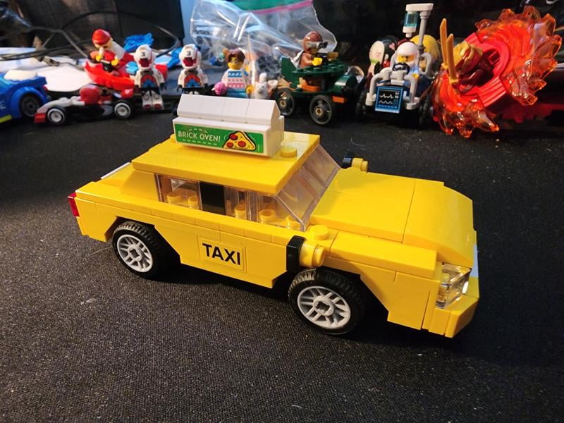 Lego 40468 Creator Yellow Taxi Building Kit, Vibrant Street Car