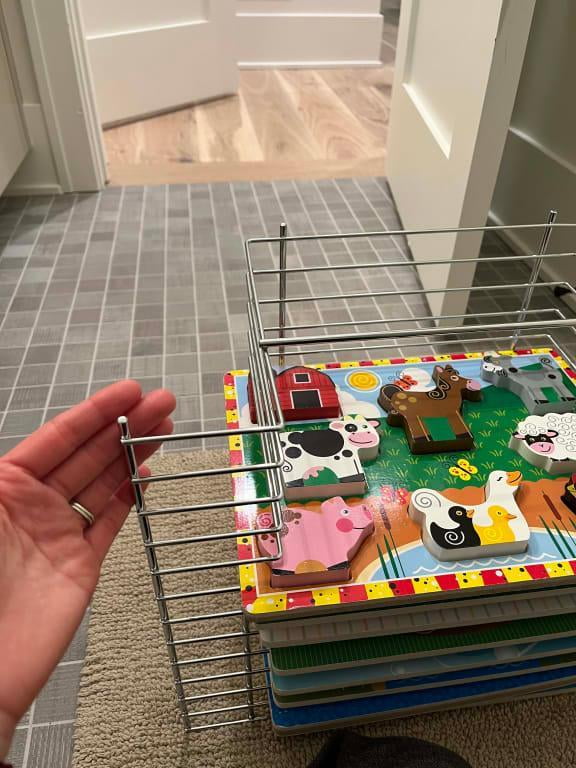 Melissa & Doug Deluxe Metal Wire Puzzle Storage Rack for 12