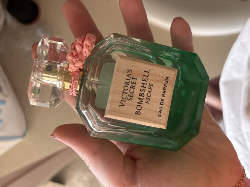 Victoria's Secret Bombshell Escape Eau De Parfum for Women