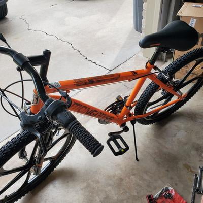 mongoose alert mag wheel mountain bike