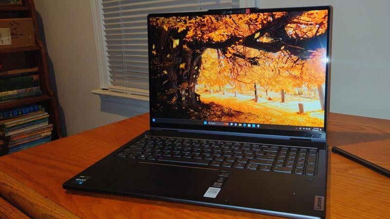 Lenovo 16