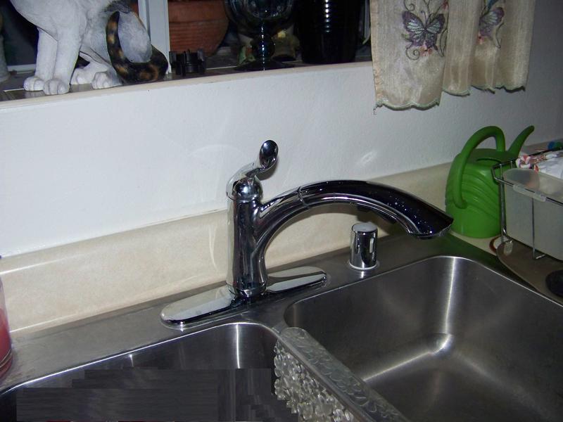 Delta 4353 Dst Linden Single Handle Pull Out Kitchen Faucet Chrome