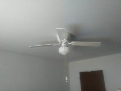 42 Mainstays Hugger Indoor Ceiling Fan With Light White