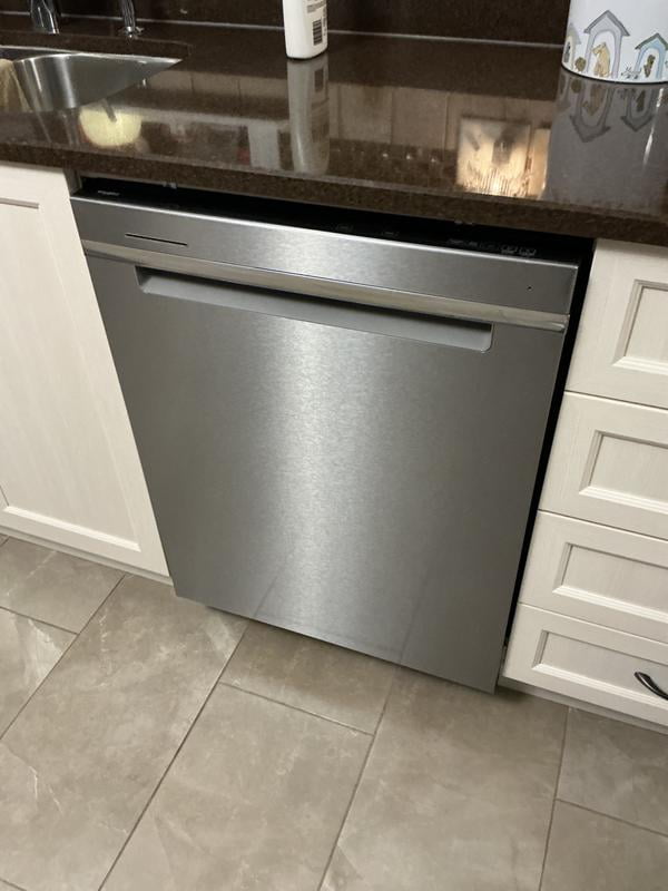 Whirlpool Large Capacity Dishwasher WDTA50SAKZ with 3rd Rack