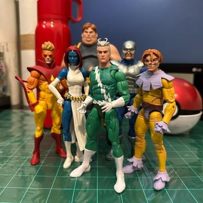 Marvel Legends Series Quicksilver, Retro Marvel Comics