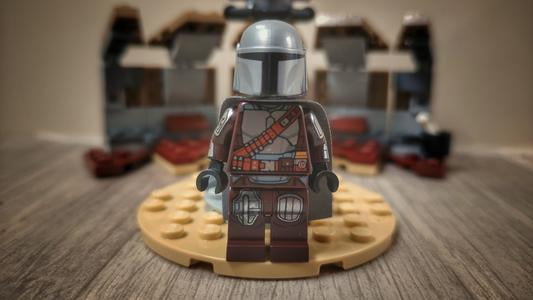 LEGO Star Wars: The Mandalorian & Tusken Raider Trouble on