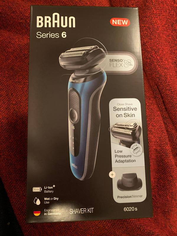 braun series 6 6040cs electric razor with charging stand & precision trimmer