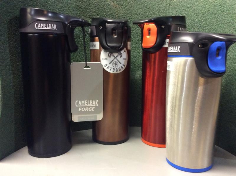  CamelBak Forge Flow Coffee & Travel Mug, Insulated Stainless  Steel - Non-Slip Silicon Base - Easy One-Handed Operation - 16oz, Black :  Home & Kitchen