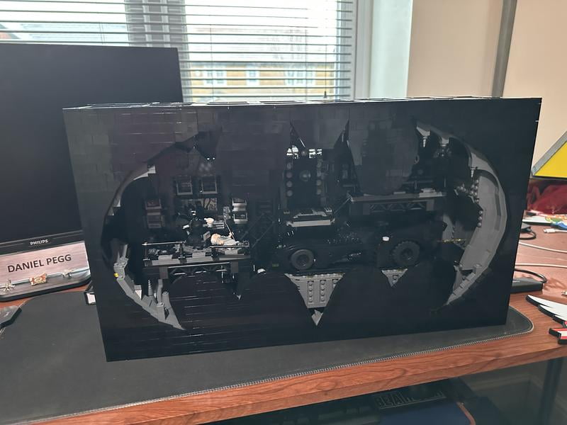 LEGO 76252 Batcave – Shadow Box - New. - Walmart.com