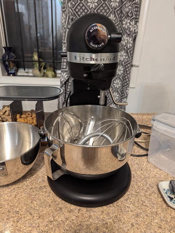 KitchenAid 5.5 Quart Bowl-Lift Stand Mixer, Black Matte - Walmart.com