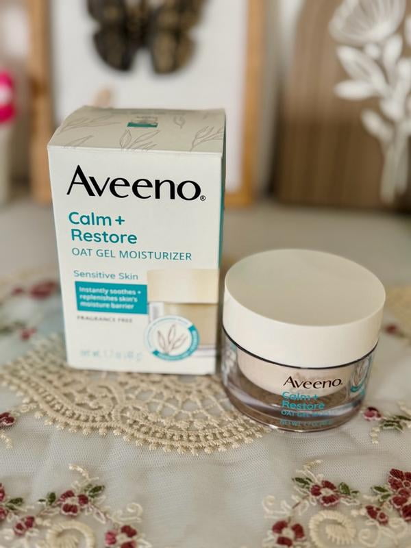 Aveeno Calm + Restore Oat Gel Face Moisturizer, Sensitive Skin