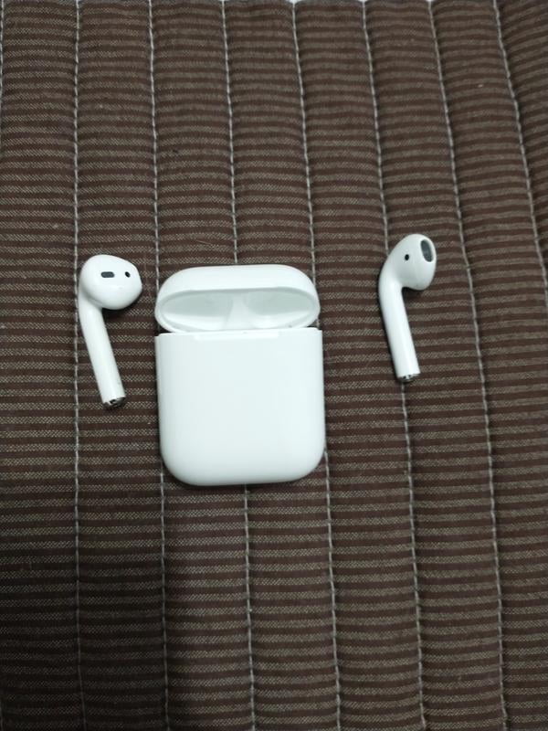 Apple AirPods with Wired Charging Case 2nd Generation - Samsclub.com
