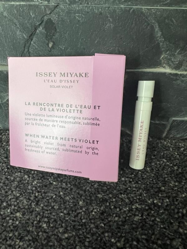 Issey Miyake Ladies L'Eau D'Issey Solar Violet EDT Spray 3.4 oz