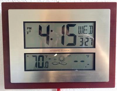 Better Homes Gardens W86111 Atomic Digital Clock With Moon Phase