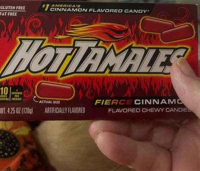 Hot Tamales Theatre Box 141g/Amerikanische Lebensmittel günstig Online