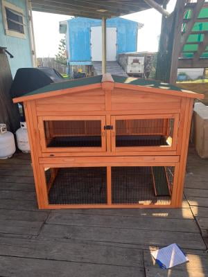 trixie extra large rabbit hutch with attic
