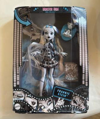 Monster High Reel Drama Frankie Stein Collector Doll in Black and