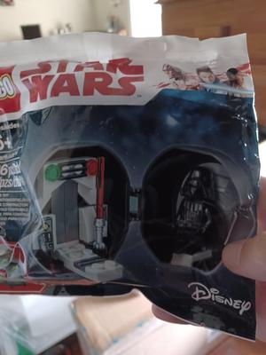 LEGO Star Wars Darth Vader Pod, 37 Piece Building Set, 40th