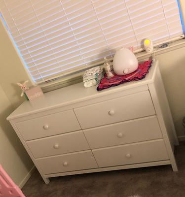 storkcraft alpine 6 drawer dresser