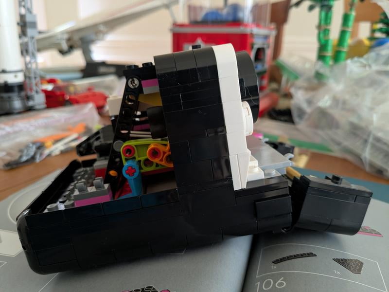 LEGO, Camera, Polaroid OneStep SX-70 Building Set, Multicolor