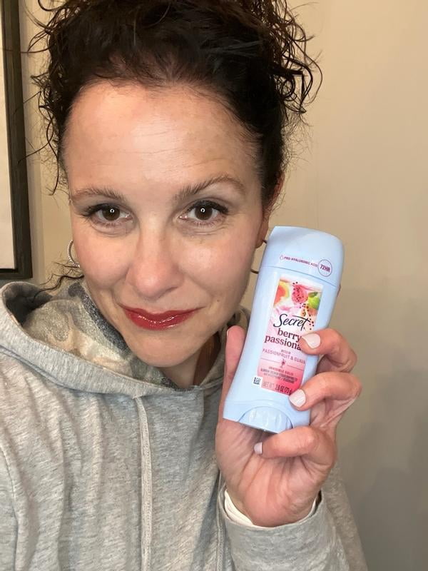 Secret Fresh Antiperspirant & Deodorant for Women, Invisible Solid