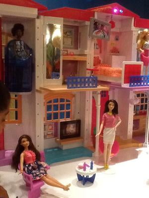 barbie trin house