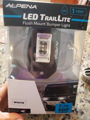 LED TrailLite Flush Mount 12V White LED Spot Light – Alpena